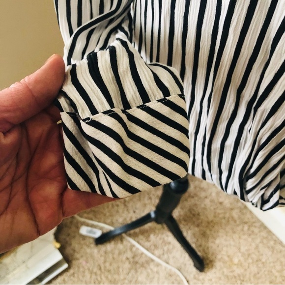 Zara Striped Wrap Style Top - Picture 5 of 10